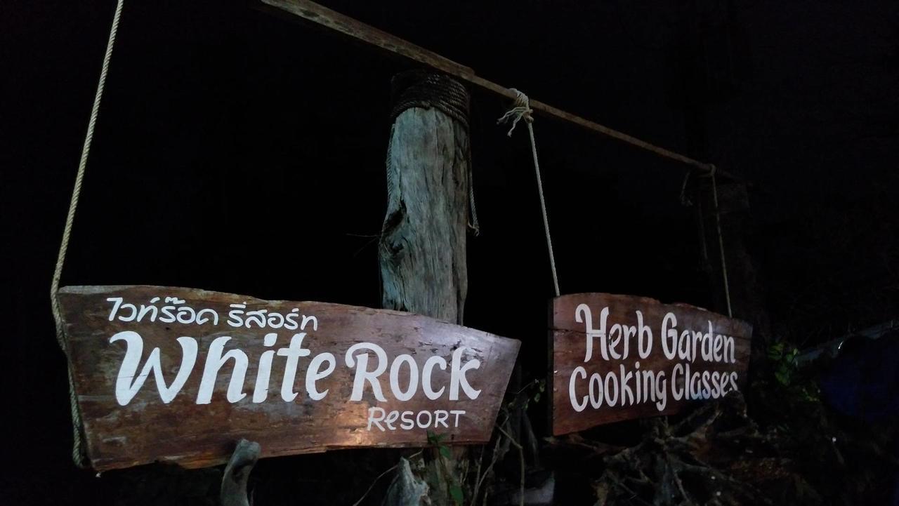 Euro Lanta White Rock Resort Ko Lanta Kültér fotó