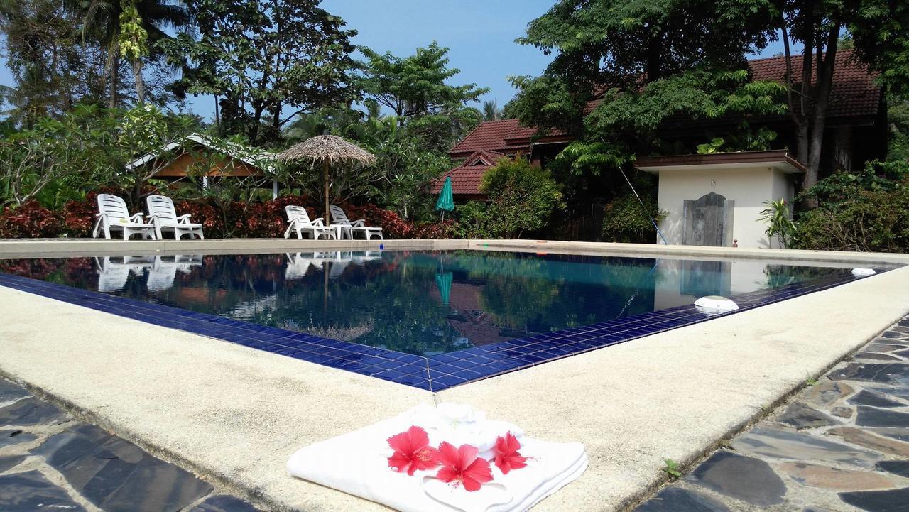 Euro Lanta White Rock Resort Ko Lanta Kültér fotó