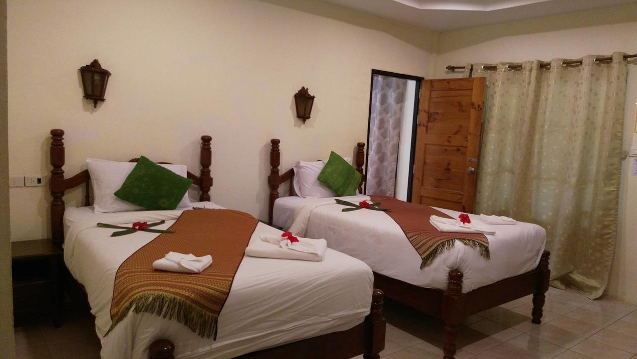 Euro Lanta White Rock Resort Ko Lanta Kültér fotó
